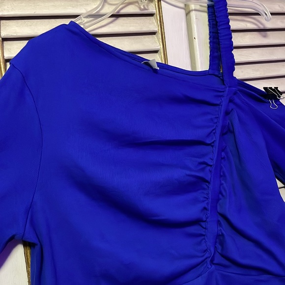 ASOS Off Shoulder Bodysuit - Picture 3 of 5